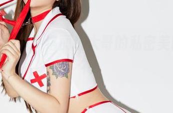 灰衬衫开箱，洛丽塔大哥的私密美图大献礼