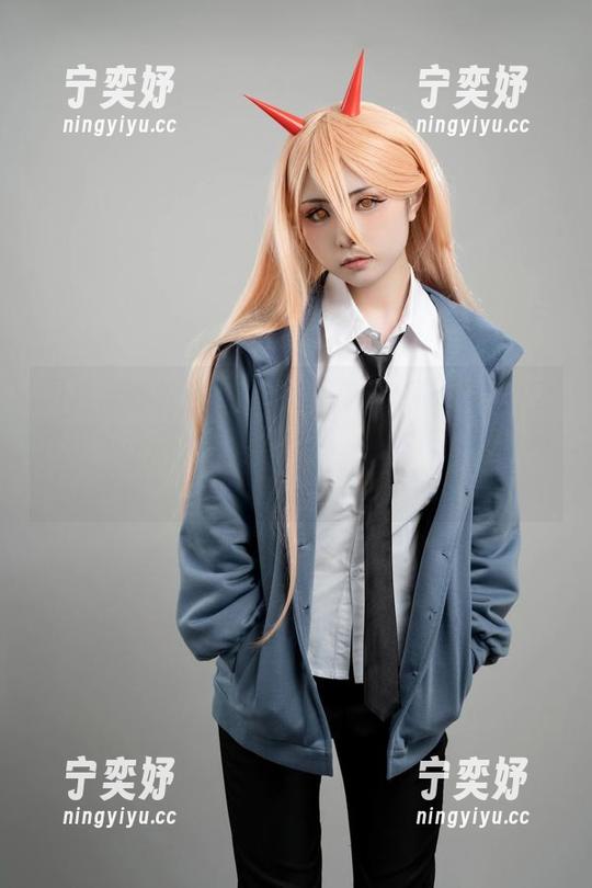 图片里的偷偷摸摸？爆机少女喵小吉的密室精选写真来啦，藏着些不为人知的小趣味。