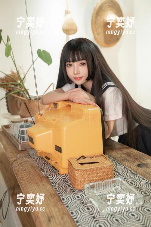 爆机少女喵小吉 爆机少女喵小吉的镂空作品满足了我对美图的渴望,还真希望有更多的资源!