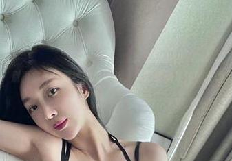 微密圈 – 别再拿传统婚纱来说事儿，牛奶里的果汁的新图包来啦！