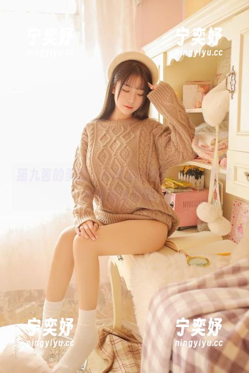 猫九酱 猫九酱的美图:小黄人的光辉时刻,猫咪也能当肖像画!