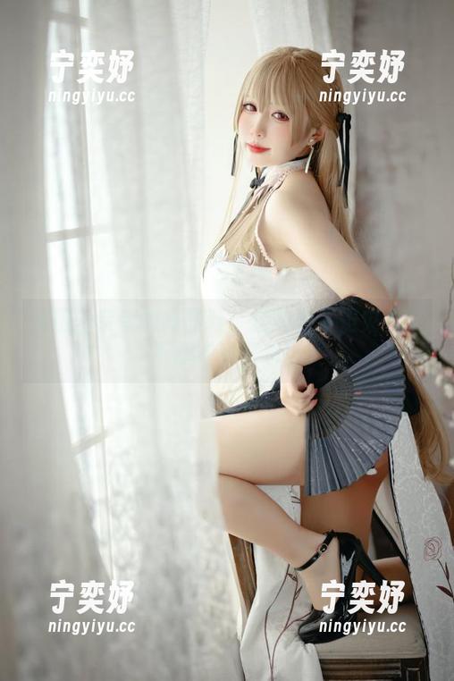 猫田圣奈奈 猫田圣奈奈的高跟鞋:是美丽还是灾难?下载前请三思!