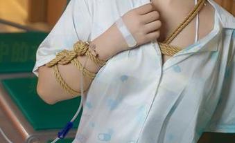 雾霭中的水手服，玉汇yuuhui的最新合集，如此巧妙又迷离。