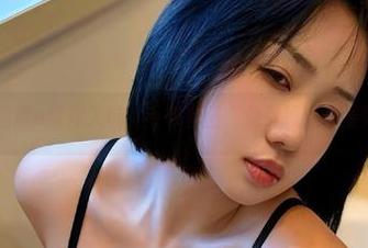 微密圈 – 瑜瑾u带你入坑，毛衣套图“免费领取，姿势自选”！