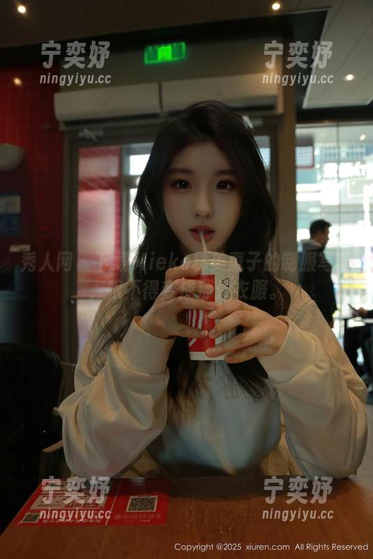 秀人网-Mieko林美惠子 秀人网 - 下载Mieko林美惠子的制服写真,恨不得变成那件衣服。