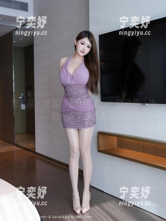 秀人网-优酱 秀人网 - 优酱的夏天合集:一边拍照一边想:我要冰淇淋!