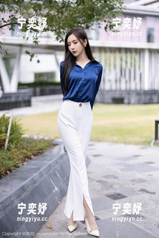 秀人网 - 千夜未来大发兔女郎套图，更新速度不一般！