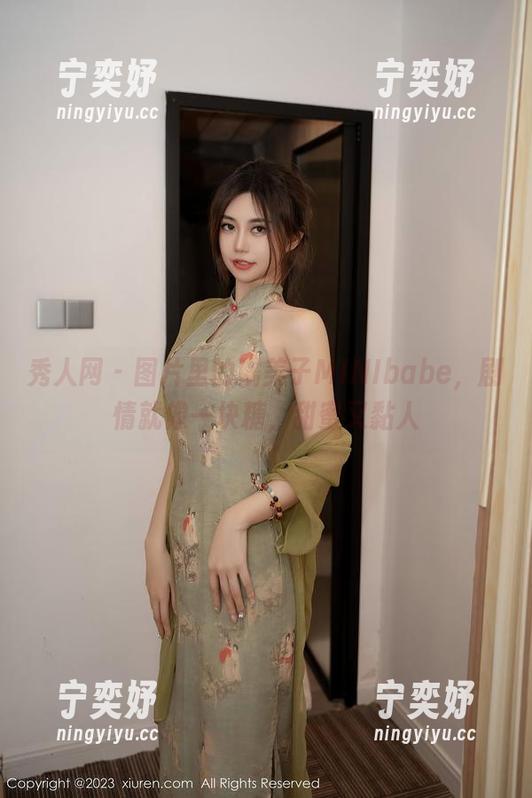 秀人网-糯美子MINIbabe 秀人网 - 图片里的糯美子MINIbabe,剧情就像一块糖,甜蜜又黏人
