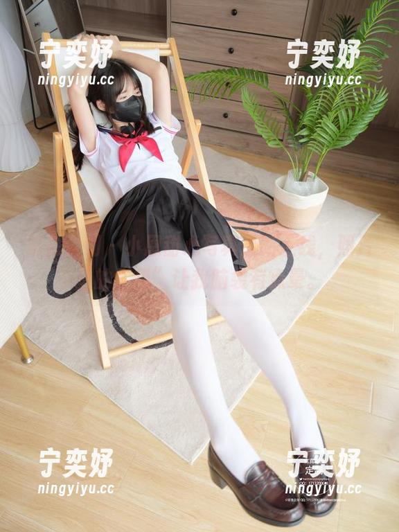 紧急企划-小恩 紧急企划 - 小恩甜心写真最新上线,照片里的“甜”让我脑袋有点晕。