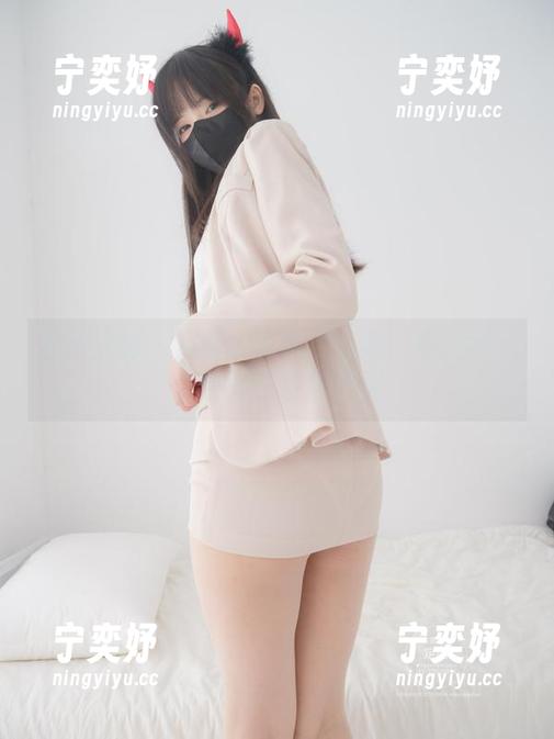 紧急企划 - 见希w的甜心合集：每张照片都值得被反复欣赏