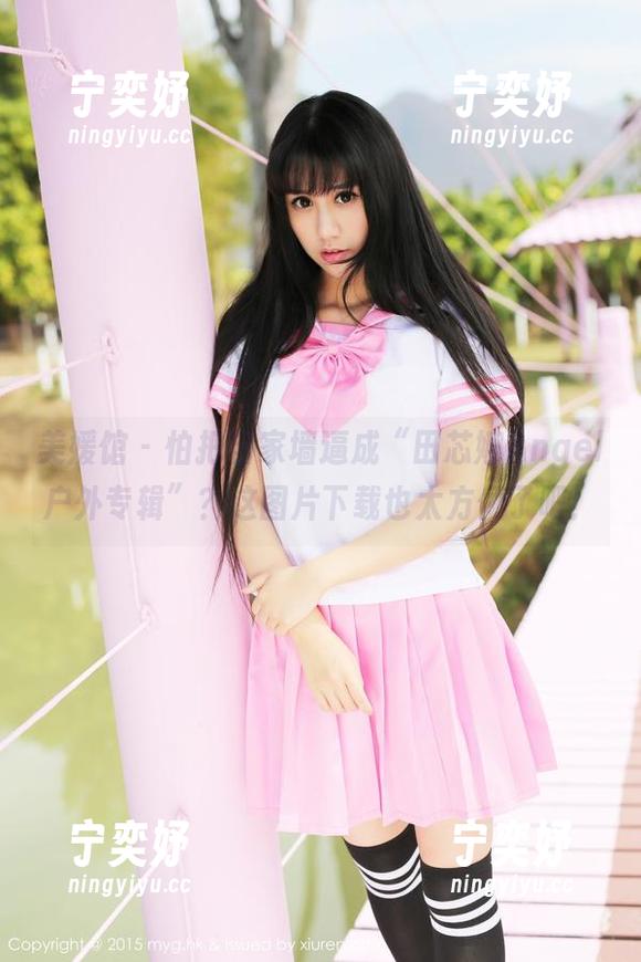 美媛馆-田芯娜Angel 美媛馆 - 怕把自家墙逼成“田芯娜Angel户外专辑”?这图片下载也太方便了吧!