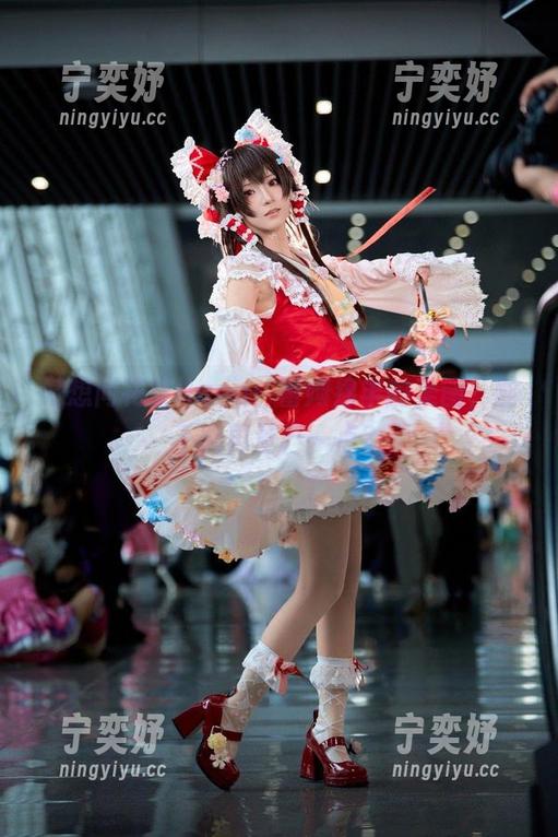 花柒Hana 好想问花柒Hana:蕾姆绵羊的美图,能不能再量产一点?