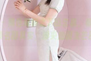 袜啵啵 – 黑色薄绸之下的玄机，稚予的美图合集名副其实，脚尖加固光芒四射！