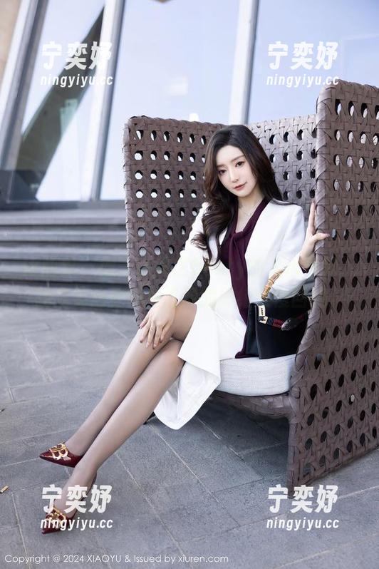 语画界 - 得，徐莉芝Booty的海边景致，我需要这些图片资源的思绪慢慢回绕。