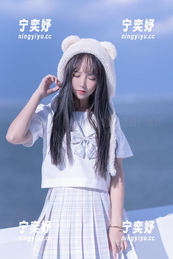 谁会拒绝过期米线线喵的浴缸自拍？免费的资源就等着你！