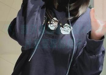 猜拳？不，我只是想看铭铭kizami在图片里耍狠的样子