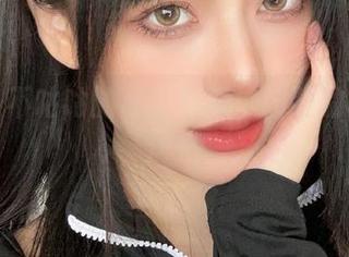 阿九从不咕咕的私人写照：校服的另一种风格