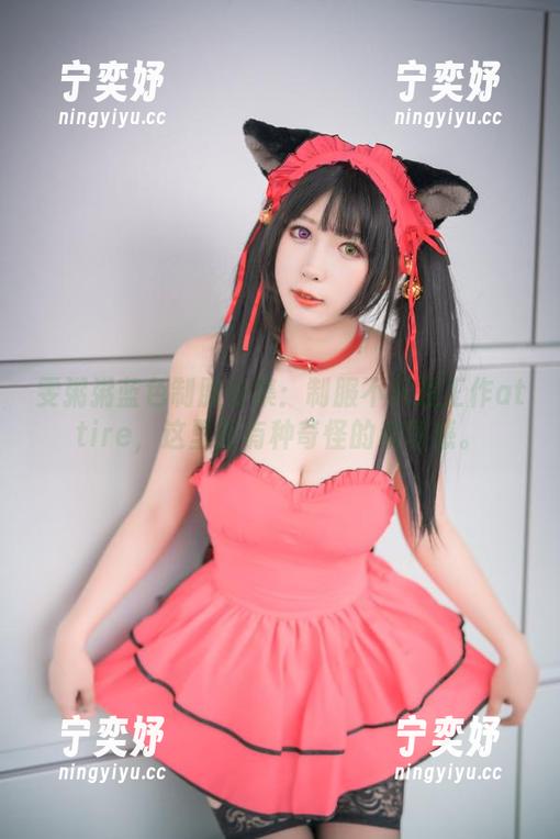 雯粥粥 雯粥粥蓝色制服合集:制服不只是工作attire,这里面有种奇怪的亲切感。