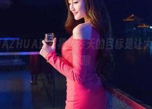 青豆客 – 最新AZHUA连衣裙：今天的目标是让大家多看我几眼，嘿嘿