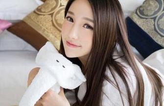 青豆客 – 私拍时间！双马尾风潮莫雅淇出击，准备被撩到哦！