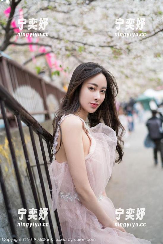 魅妍社-陈雅漫VICKY 魅妍社 - 你见过这么有态度的少女吗?陈雅漫VICKY美图速递!